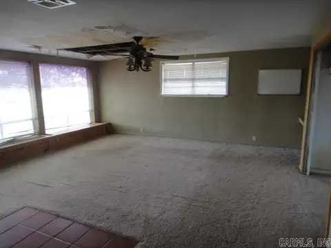 Living - 509 Daffodil Rd, Romance, AR 72136 photo 1 of 3