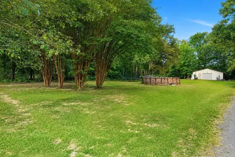 Exterior - 8128 Cross Rd, Pine Bluff, AR 71603 photo 4 of 4