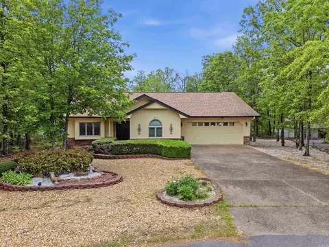12 Huesca Ln, Hot Springs Village, AR 71909