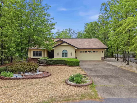 12 Huesca Ln, Hot Springs Village, AR 71909