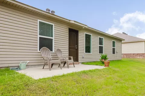 Exterior - 1320 Meadows Dr, Benton, AR 72019 photo 5 of 5