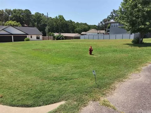 000 Pico Cir, Hot Springs, AR 71913