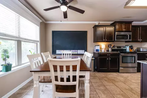 Dining - 115 Harvick Cir, Cabot, AR 72023 photo 1 of 3