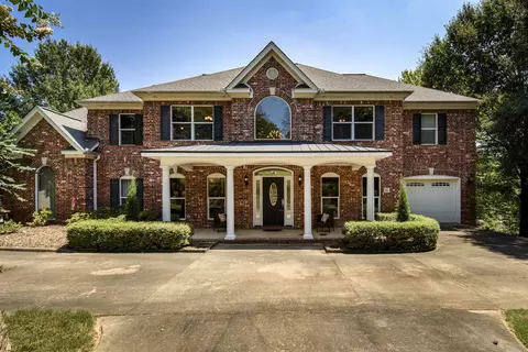 1 Hillsborough Ct, Little Rock, AR 72212