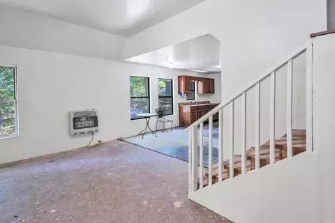 Living - 12 Cinnamon Ln, Mount Ida, AR 71957 photo 1 of 5