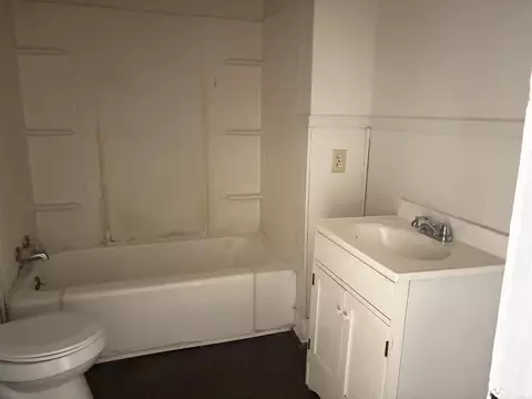 Bath - 217 W 3rd St, Rector, AR 72461 photo 1 of 1