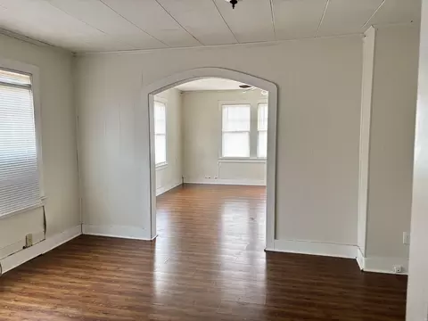 Living - 217 W 3rd St, Rector, AR 72461 photo 3 of 4