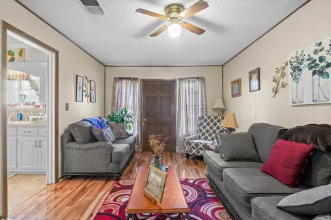 Entry Way - 1307 S Dakota St, Pine Bluff, AR 71601 photo 1 of 1