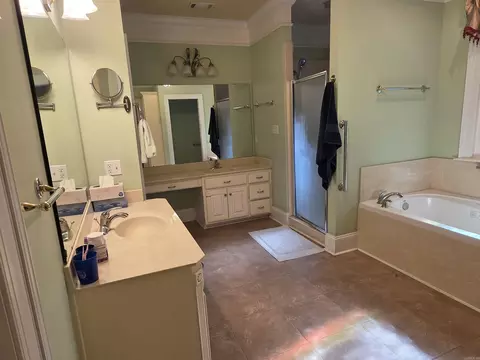 Bath - 12 Stoneridge, Pine Bluff, AR 71603 photo 1 of 5