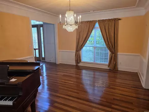 Living - 12 Stoneridge, Pine Bluff, AR 71603 photo 2 of 2