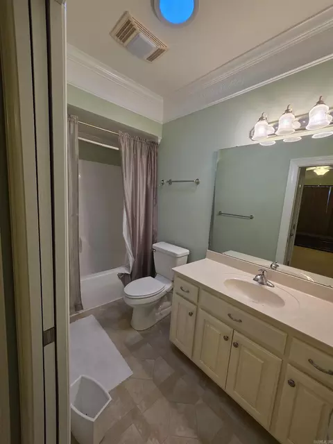 Bath - 12 Stoneridge, Pine Bluff, AR 71603 photo 5 of 5