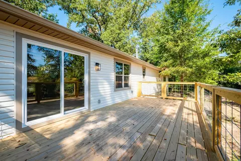 Exterior - 3025 Razorback Rd, Benton, AR 72015 photo 3 of 9