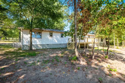 Exterior - 3025 Razorback Rd, Benton, AR 72015 photo 7 of 9
