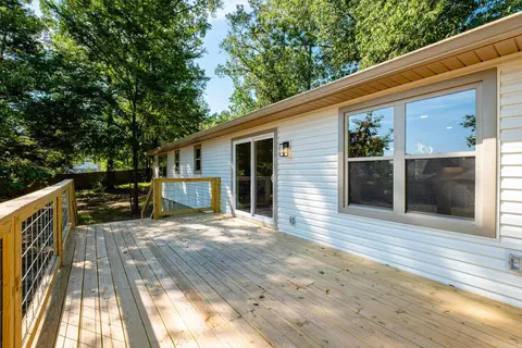 Exterior - 3025 Razorback Rd, Benton, AR 72015 photo 4 of 9