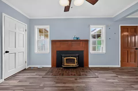 Living - 280 Brannon Rd, Greenbrier, AR 72058 photo 2 of 5
