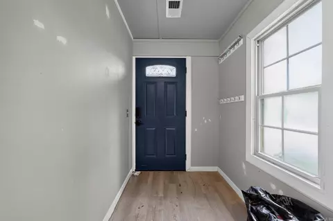 Entry Way - 280 Brannon Rd, Greenbrier, AR 72058 photo 1 of 3