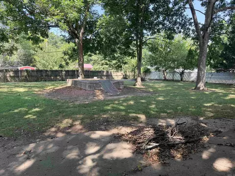303 Choate St, Tuckerman, AR 72473 photo 8
