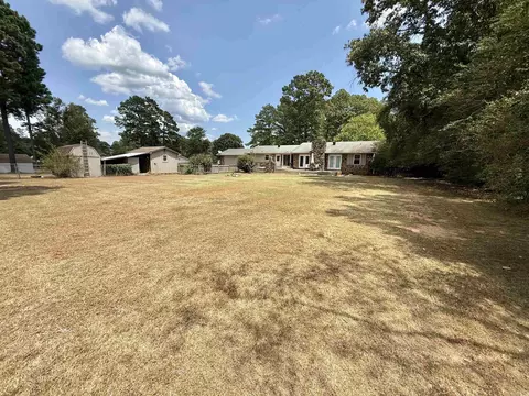 Exterior - 121 Longleaf Dr, Searcy, AR 72143 photo 9 of 11
