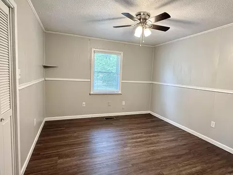 Bedroom - 121 Longleaf Dr, Searcy, AR 72143 photo 1 of 5