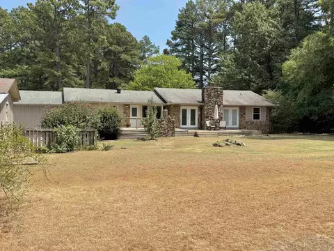 Exterior - 121 Longleaf Dr, Searcy, AR 72143 photo 6 of 11