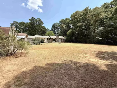 Exterior - 121 Longleaf Dr, Searcy, AR 72143 photo 7 of 11
