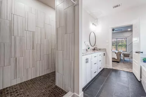 Entry Way - 10600 Gunter Loop, Benton, AR 72019 photo 6 of 6
