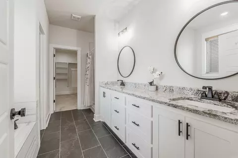 Entry Way - 10600 Gunter Loop, Benton, AR 72019 photo 4 of 6