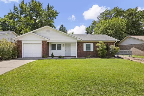 1612 E L St, Russellville, AR 72801