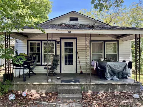 109 Gibbs St, Hot Springs, AR 71901