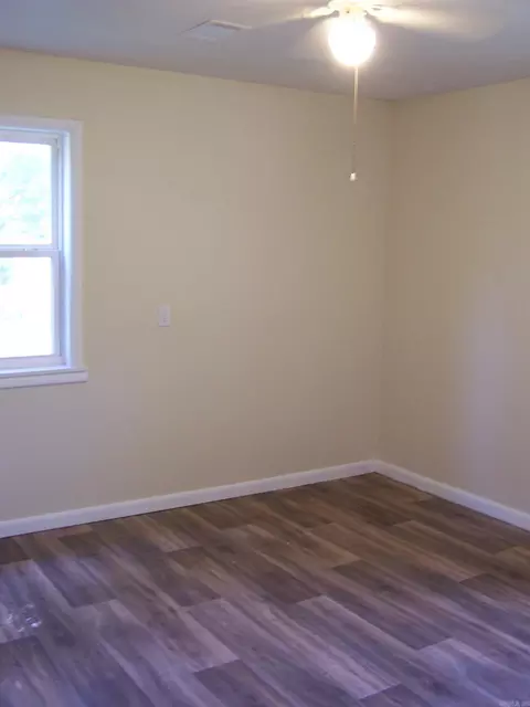 Bedroom - 709 Fraser, Clinton, AR 72031 photo 3 of 3