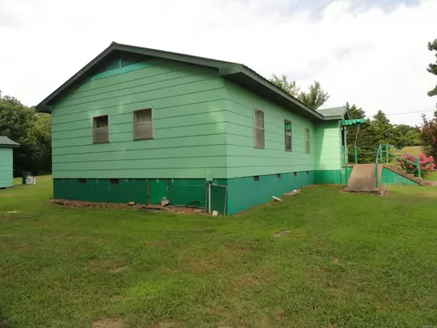 Exterior - 3358 Hwy 74 E, Marshall, AR 72650 photo 8 of 16