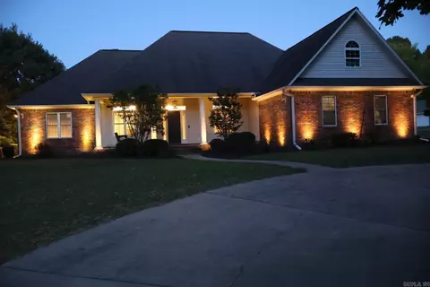 502 Deer Crk, Nashville, AR 71852