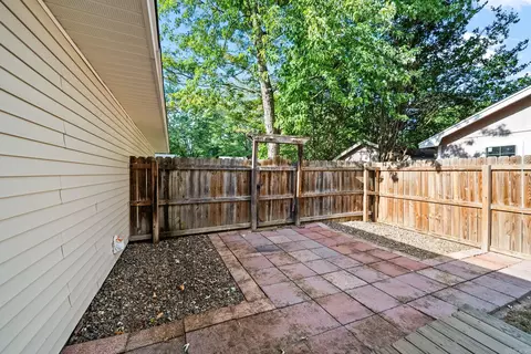 Exterior - 19 Rosanne Dr, Conway, AR 72034 photo 5 of 20