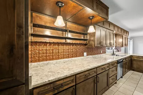 Kitchen - 19 Rosanne Dr, Conway, AR 72034 photo 8 of 8