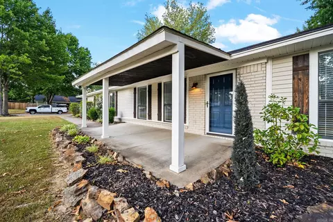Exterior - 19 Rosanne Dr, Conway, AR 72034 photo 3 of 20