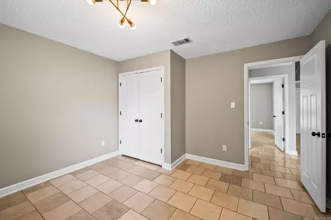 Bedroom - 19 Rosanne Dr, Conway, AR 72034 photo 3 of 6