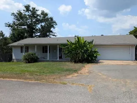 620 Brown Dr, North Little Rock, AR 72118