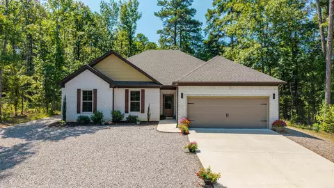 13 Estrella Cir, Hot Springs Village, AR 71909