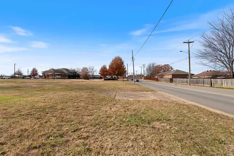 3955 College Ave, Conway, AR 72034 photo 5