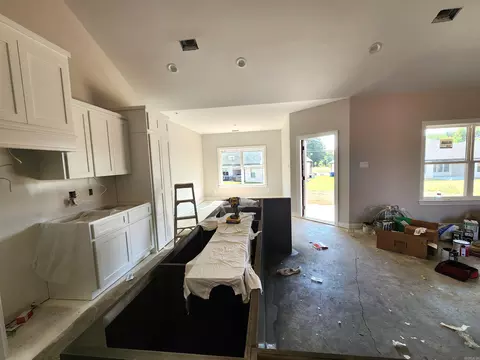 Kitchen - 15 Ravell Rd, Cabot, AR 72023 photo 1 of 2