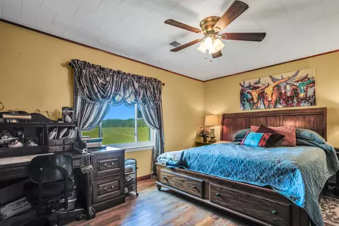 Bedroom - 1007 Murphy Rd, Norman, AR 71960 photo 3 of 4