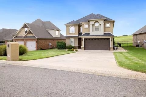 4518 Clubhouse Dr, Jonesboro, AR 72401