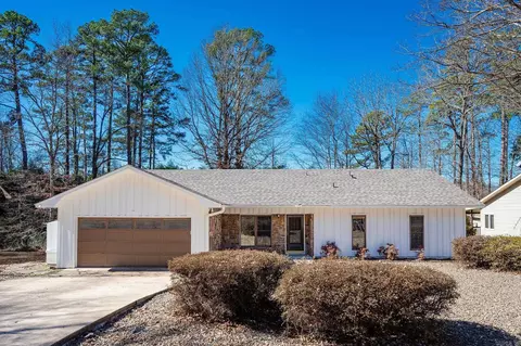 17 Frontera Cir, Hot Springs Village, AR 71909