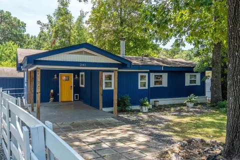 241 Bayou Pt, Hot Springs, AR 71913