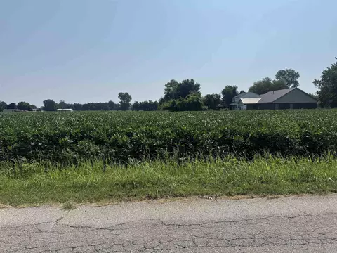 2 Debra Dr, Blytheville, AR 72315