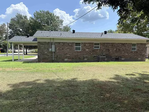 Exterior - 209 N Pear St, Beebe, AR 72012 photo 5 of 5