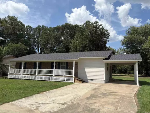 Exterior - 209 N Pear St, Beebe, AR 72012 photo 3 of 5