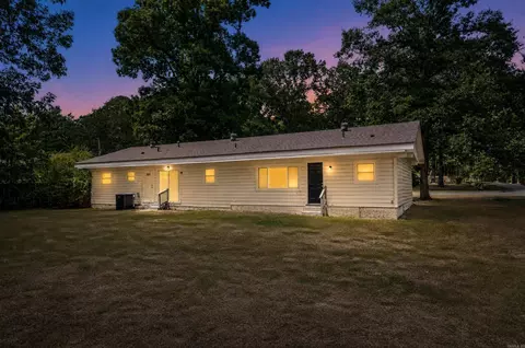 25 Caylor Ln, Little Rock, AR 72209