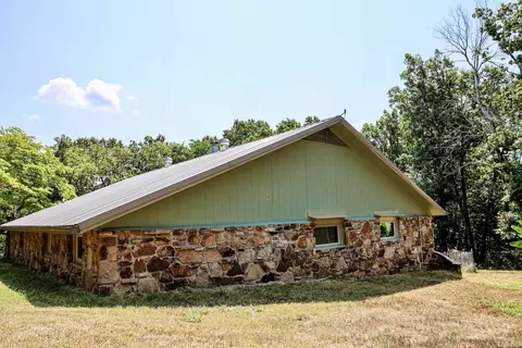Exterior - 639 E Campground Rd, Ash Flat, AR 72513 photo 10 of 12
