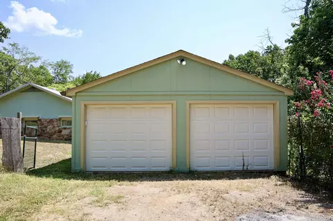 Exterior - 639 E Campground Rd, Ash Flat, AR 72513 photo 6 of 12